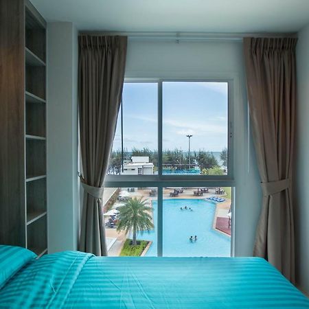 מאה פים Grand Blue Condominium 504 מראה חיצוני תמונה