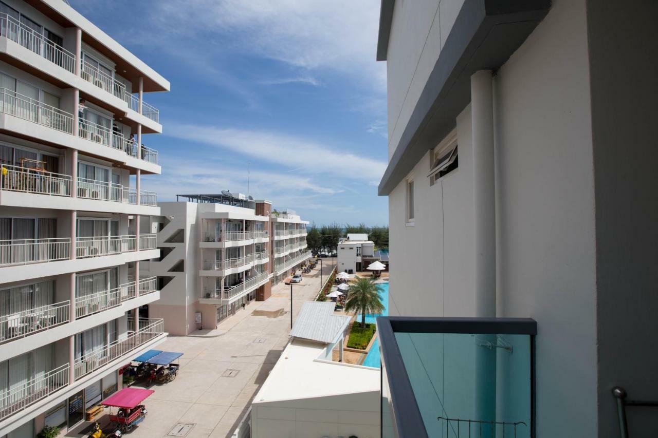 מאה פים Grand Blue Condominium 504 מראה חיצוני תמונה