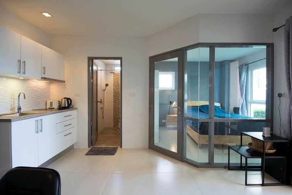 מאה פים Grand Blue Condominium 504 מראה חיצוני תמונה
