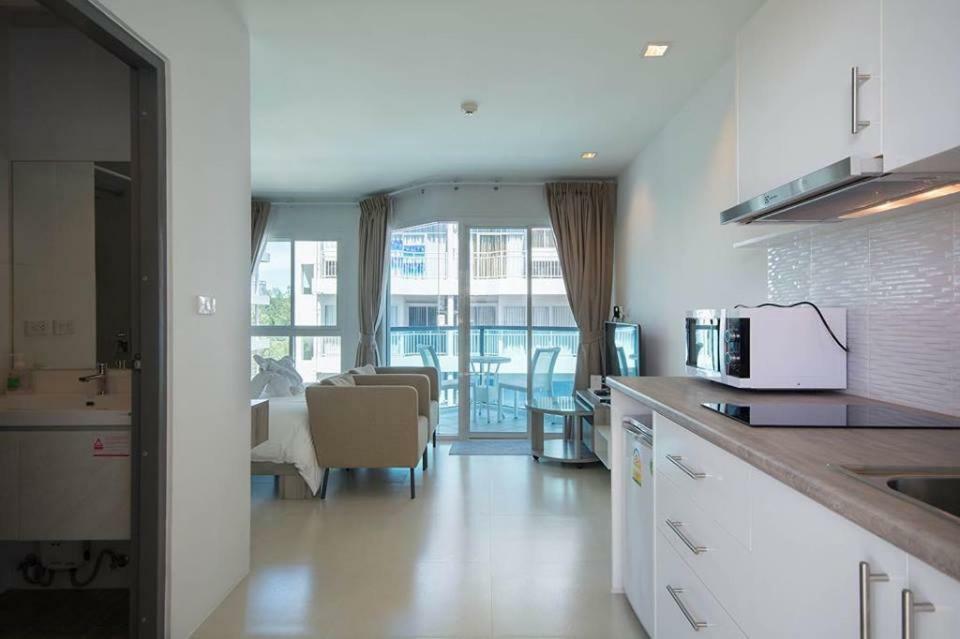 מאה פים Grand Blue Condominium 504 מראה חיצוני תמונה