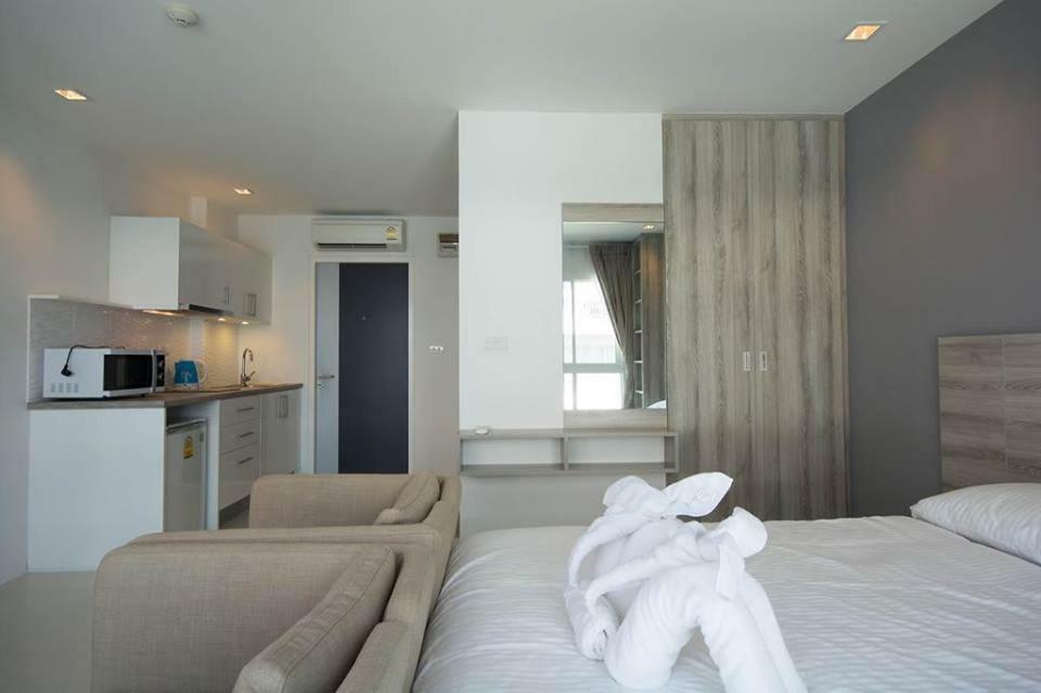 מאה פים Grand Blue Condominium 504 מראה חיצוני תמונה