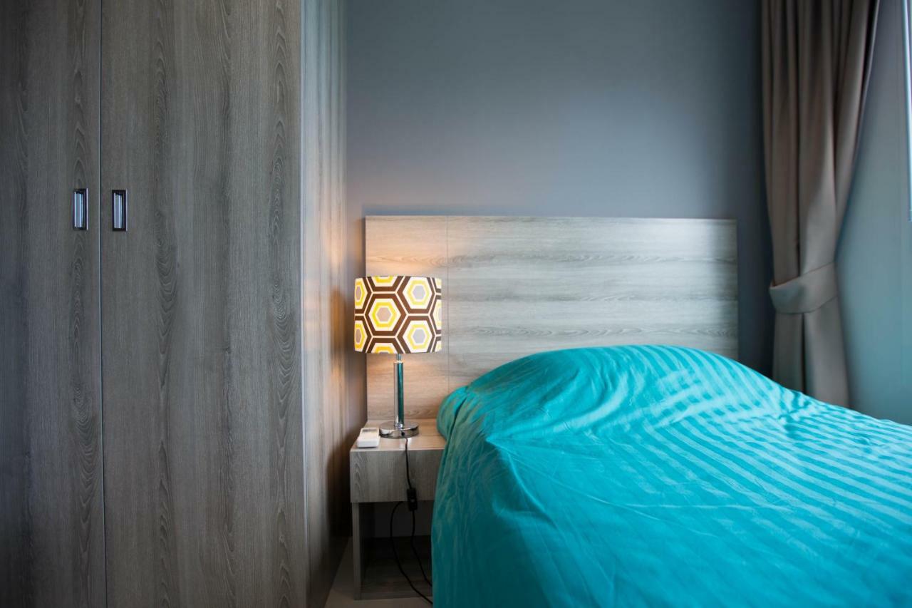מאה פים Grand Blue Condominium 504 מראה חיצוני תמונה